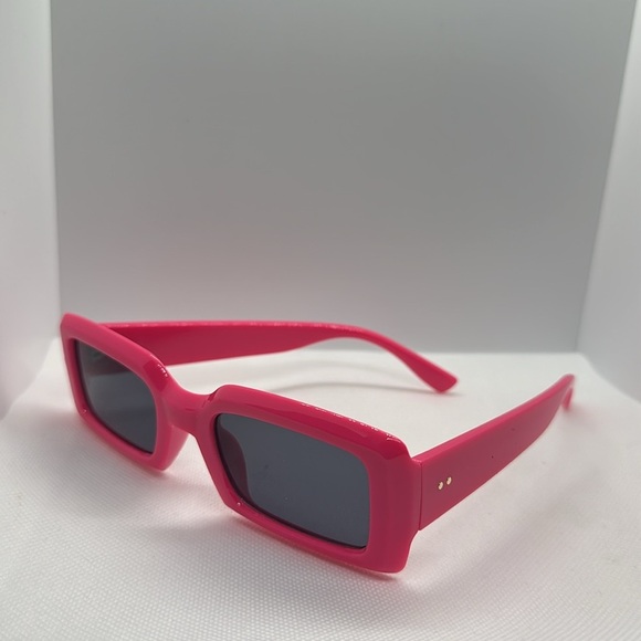 Retro Hot Pink Square Sunglasses - Y2K Style, UV400  display picture 1